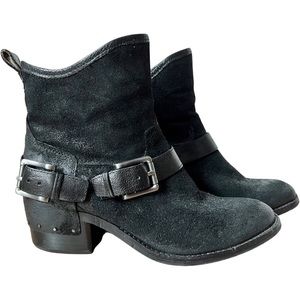 Donald J Pliner Wade Boots 7M